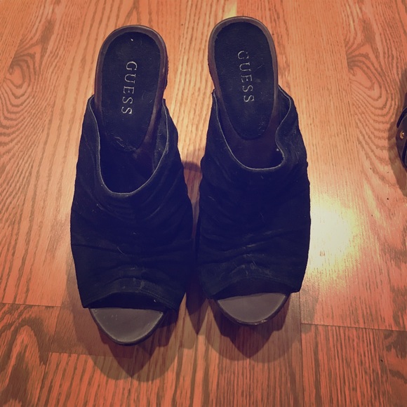 Guess shoes - Picture 1 of 2
