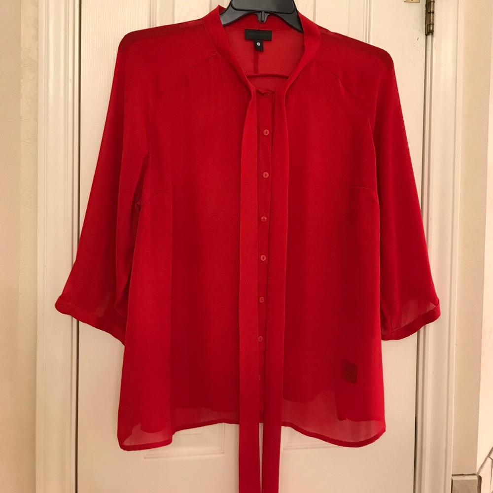 Lipstick 💄 red chiffon blouse!!