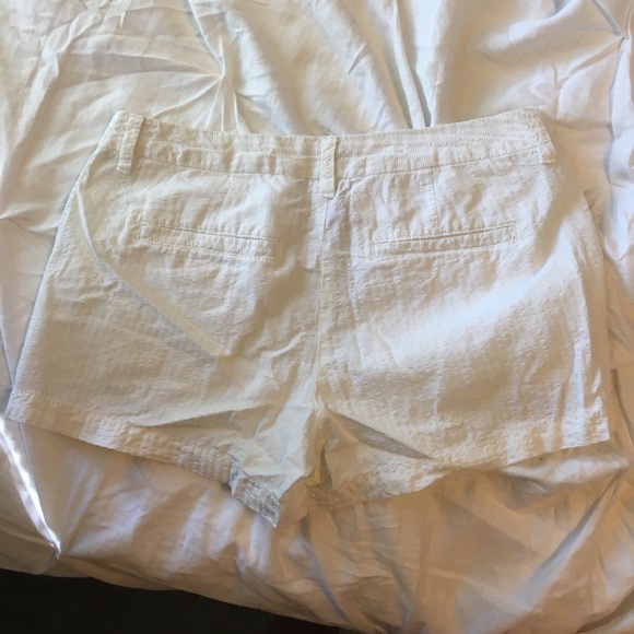 Linen Shorts - Picture 2 of 2