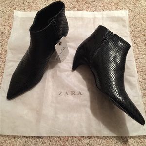 SALE ‼️ Zara Ankle Leather Boots