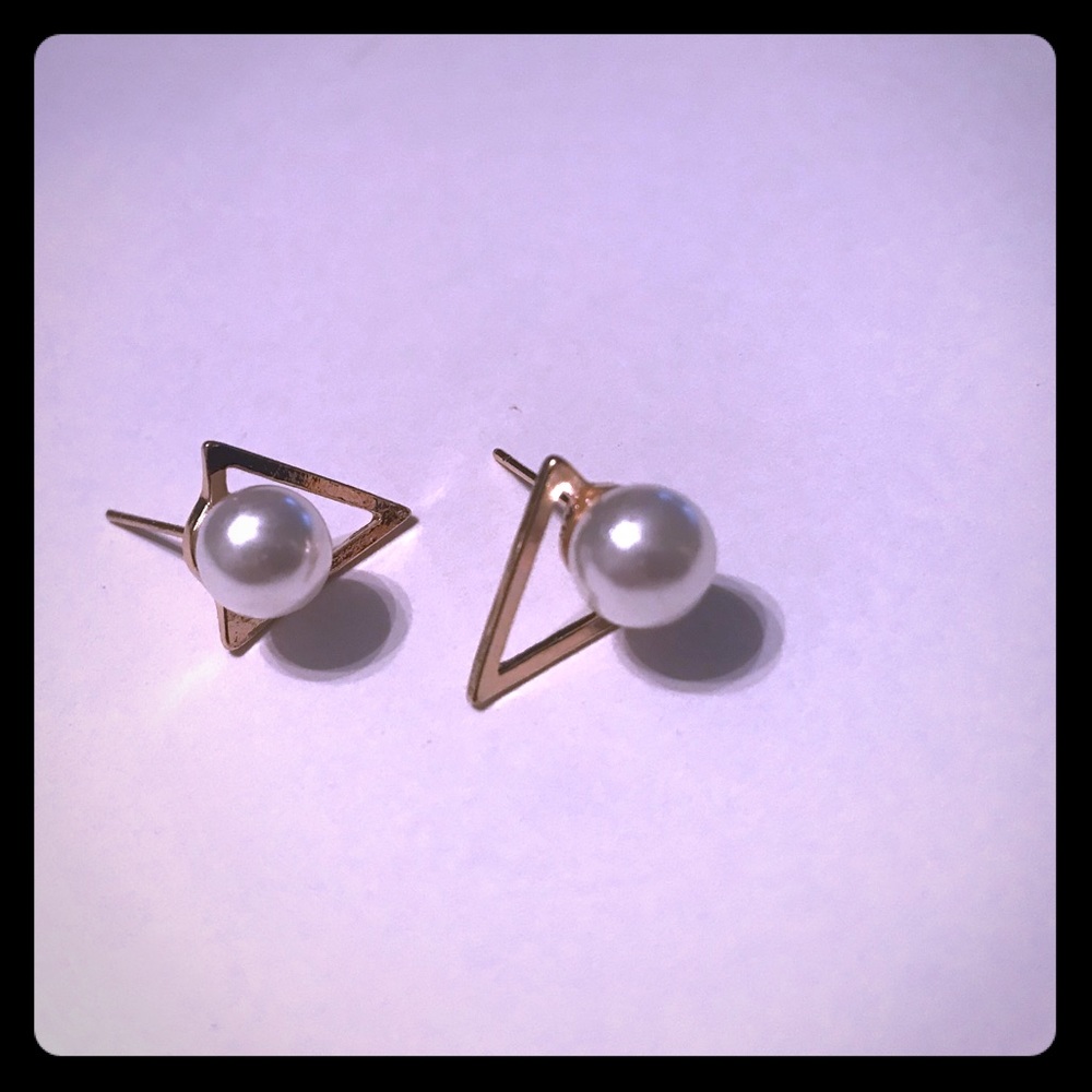 Pearl/metal studs