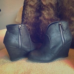 Black Qupid Booties