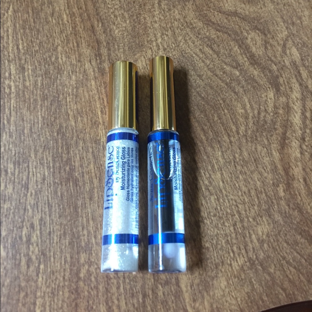 Bundle of 2 Lipsense glosses!