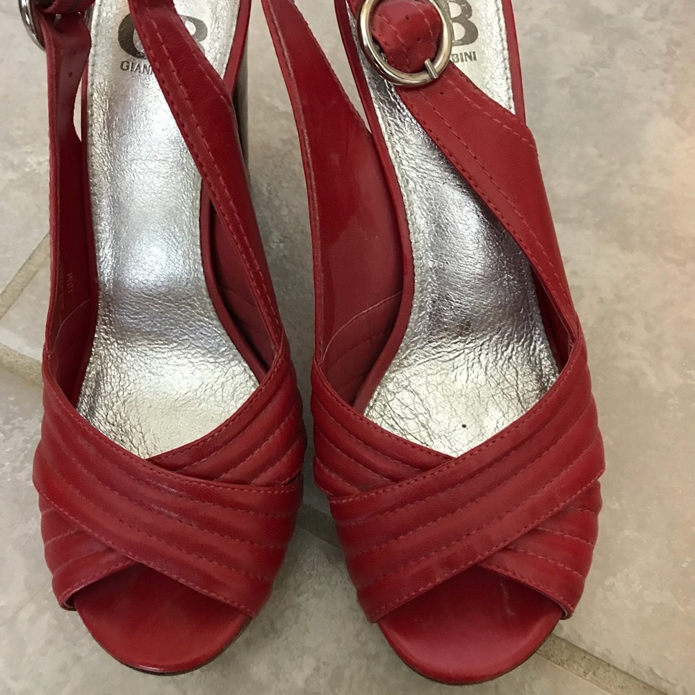 BCBG night hill sandals size 10