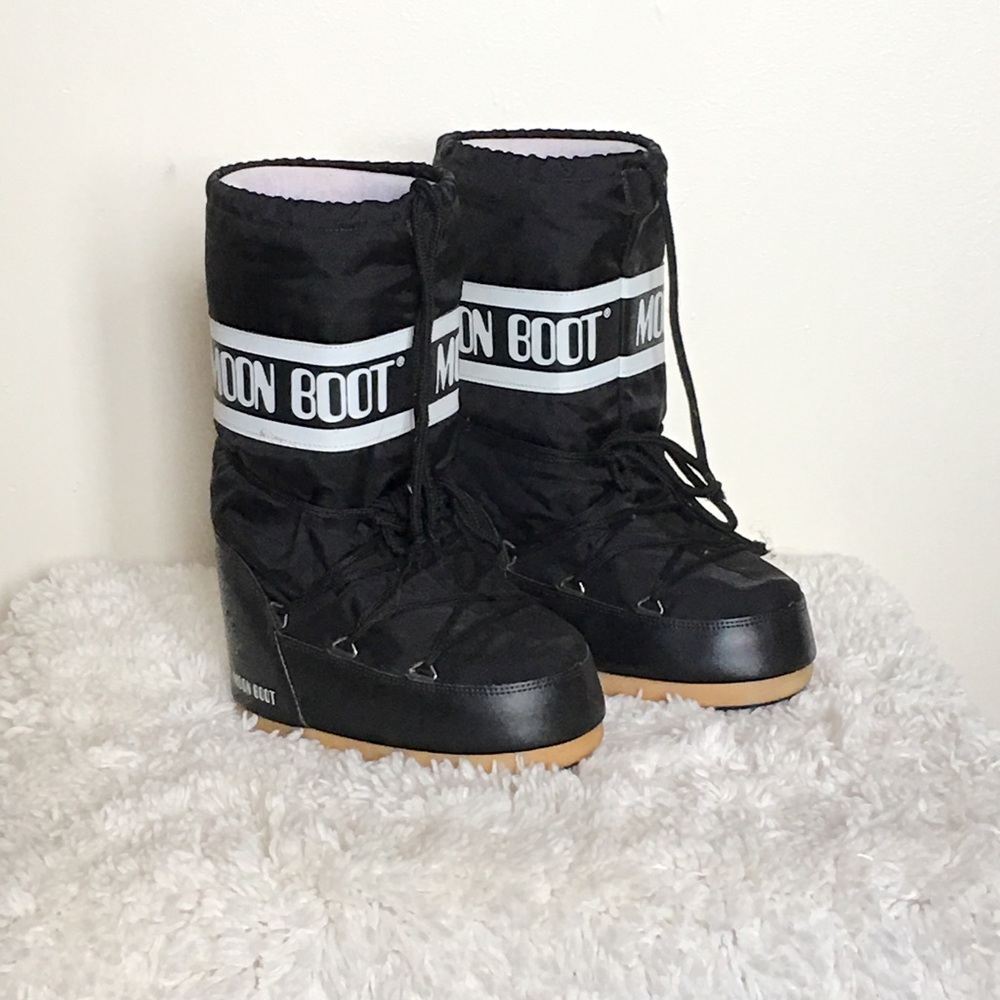Moon Boots!