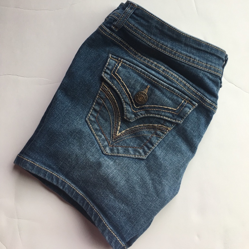 Ana women’s size 10 shorts