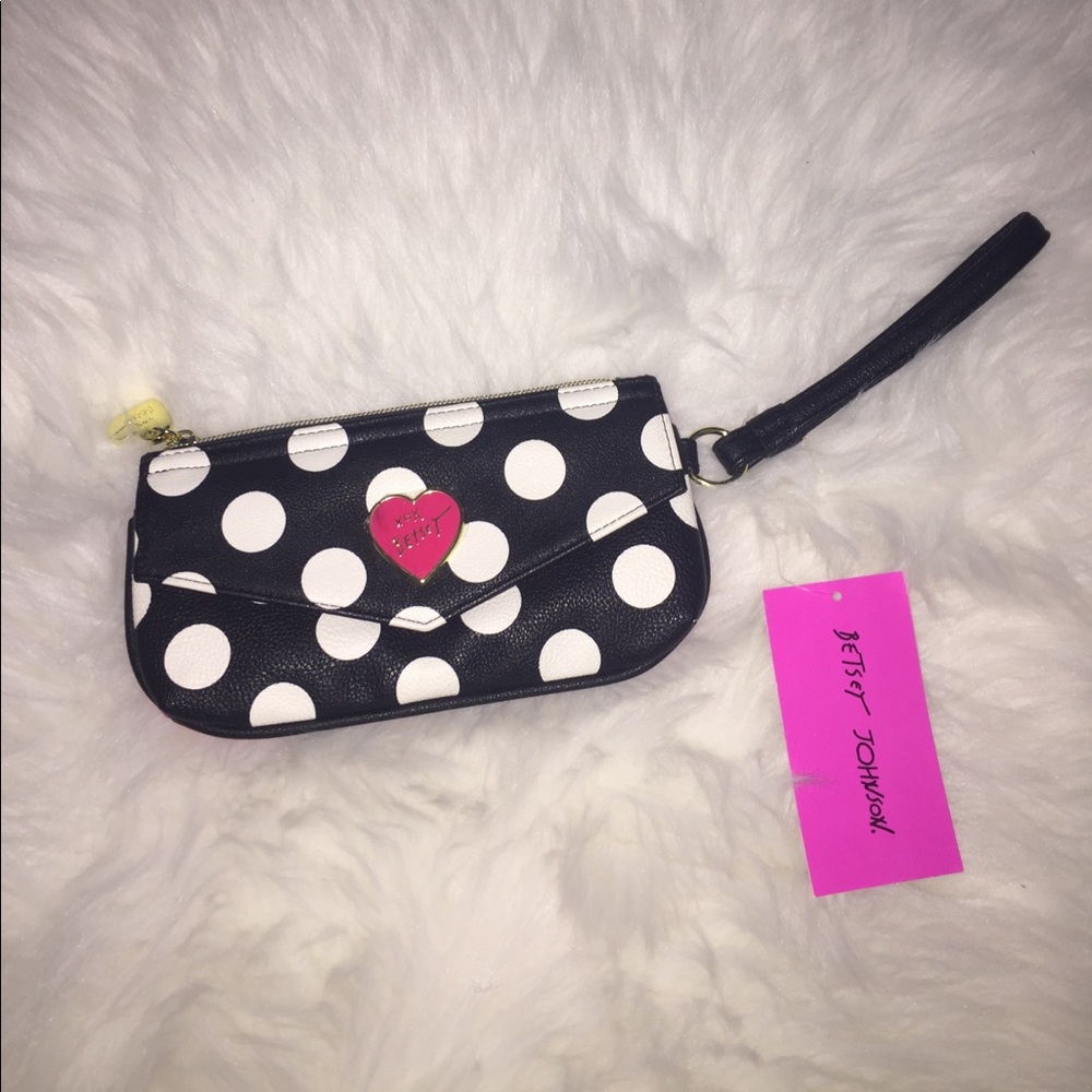 ⚡️SALE⚡️NWT Betsey Johnson Wristlet