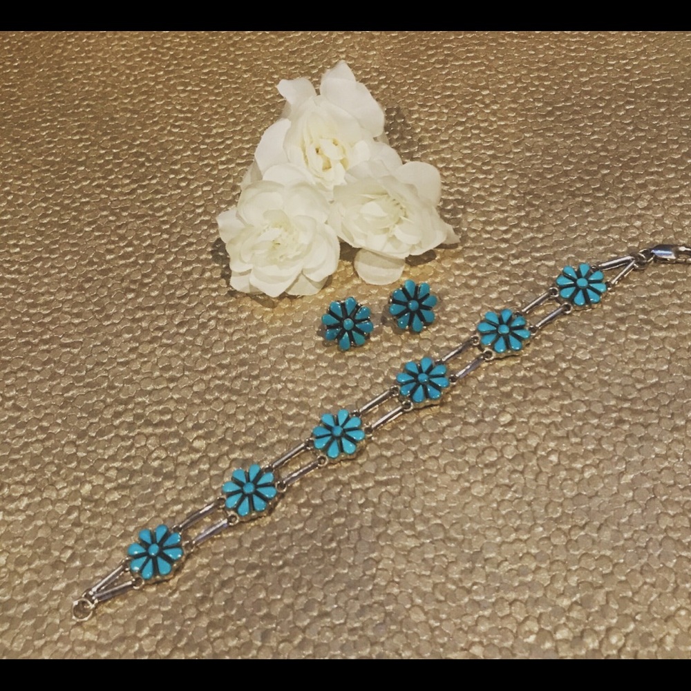 Handmade Turquoise Bracelet and Earrings!
