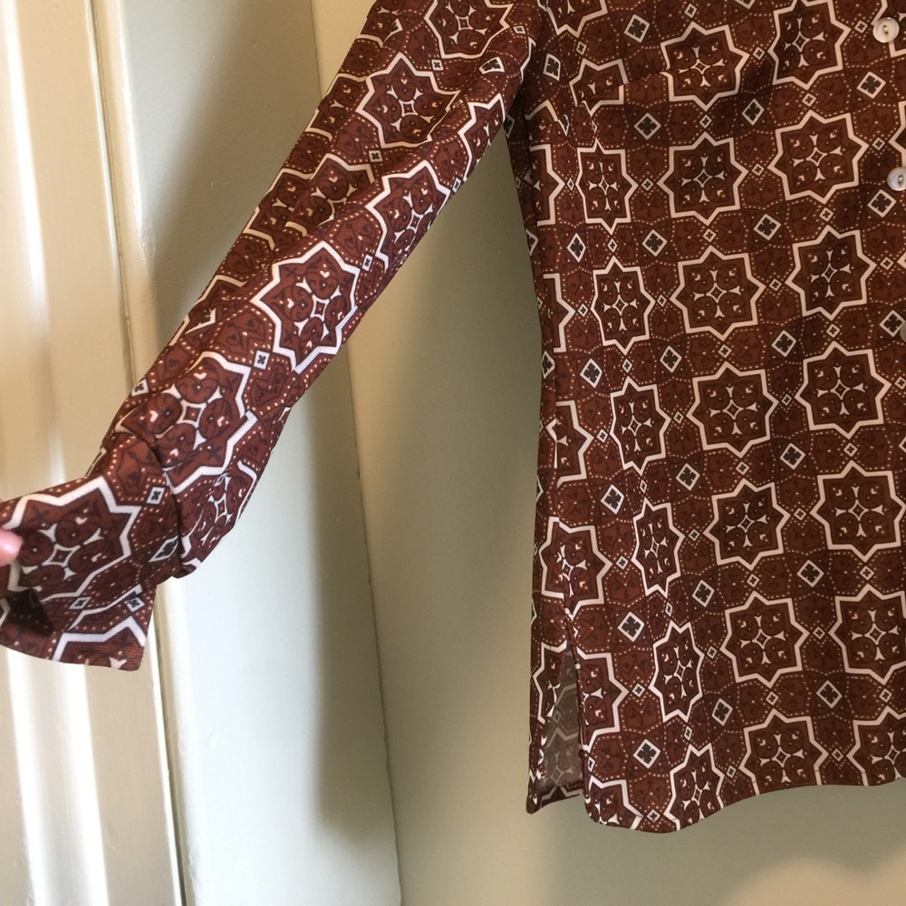 Beautifully Patterned 60s Blouse - image 3