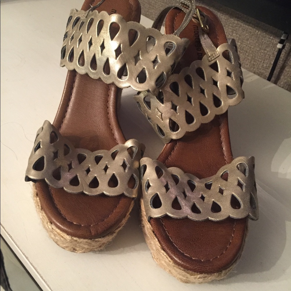Some women's wedges
