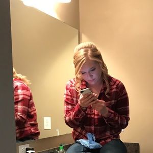 Meet your Posher, Casey