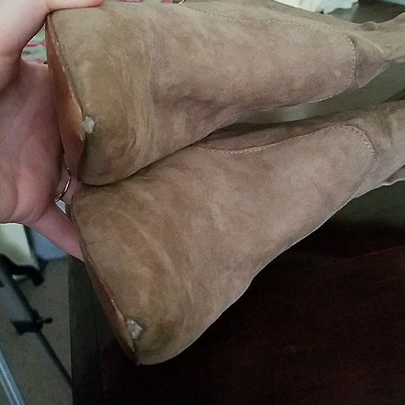 Light brown suede boots - Picture 5 of 8