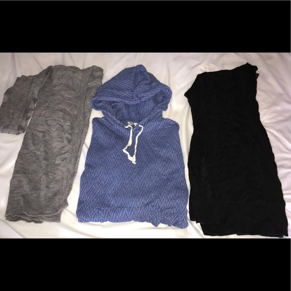 Cardigan/ Hoodie
