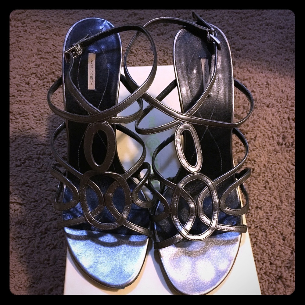 Maxstudio Gunmetal sandals size 9M