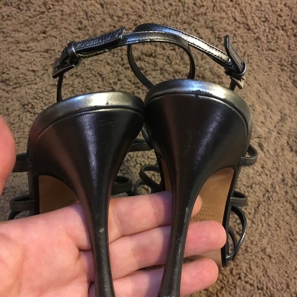 Maxstudio Gunmetal sandals size 9M - Picture 6 of 7