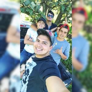 Meet your Posher, Eduardo