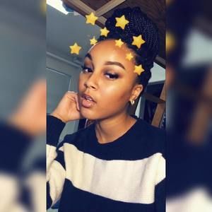 Meet your Posher, Cierra