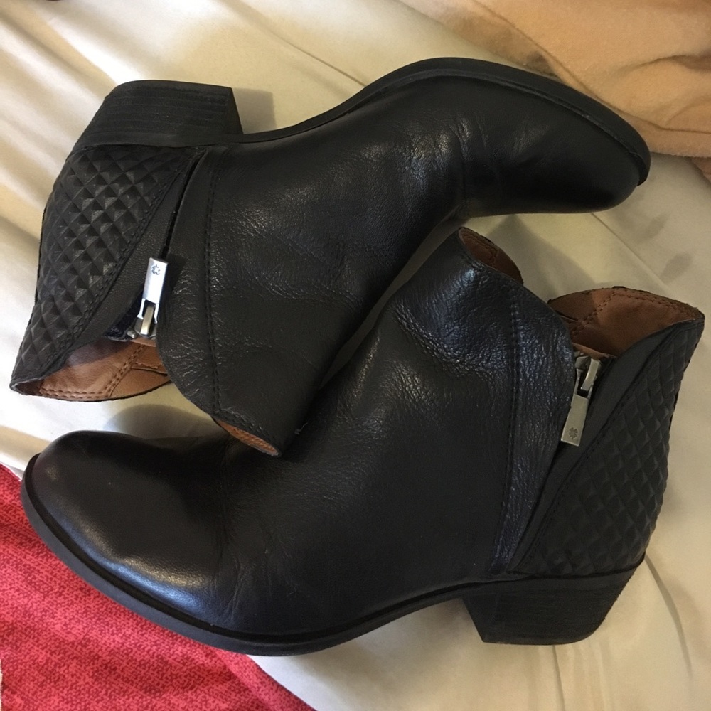 Lucky brand boots