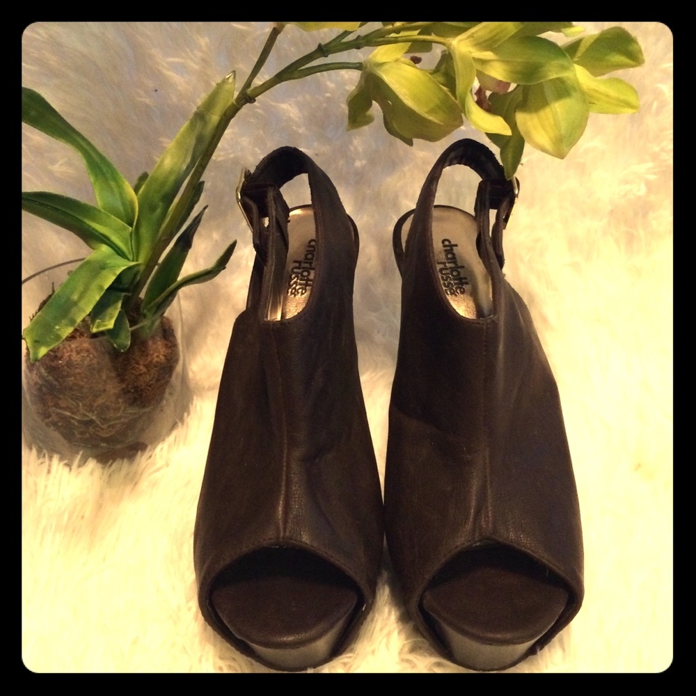 Fall heel bootie