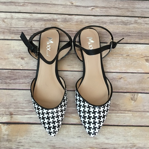 Mixx Shuz Shoes - NWOT houndstooth flats!