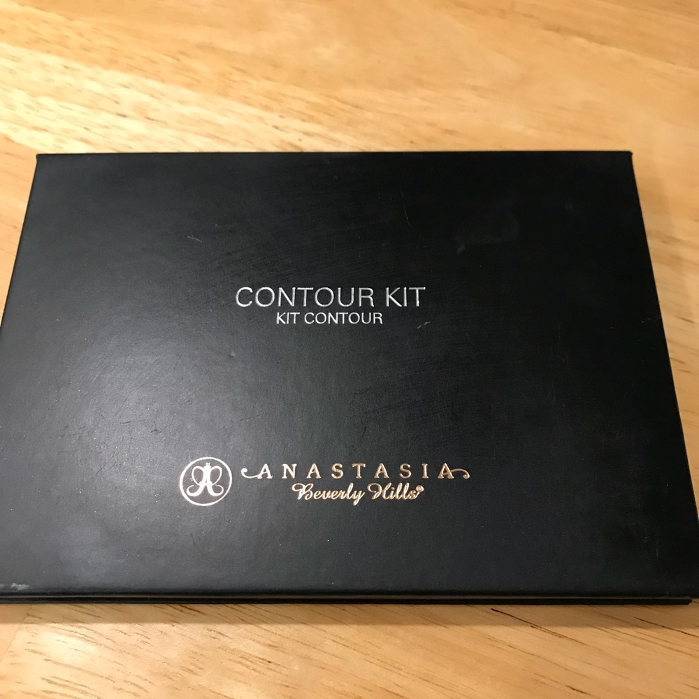 Anastasia Beverly Hills Contour Kit