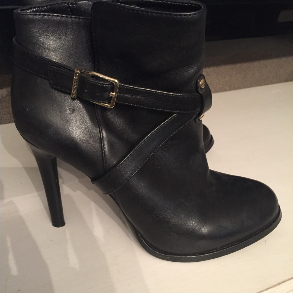 Black boots