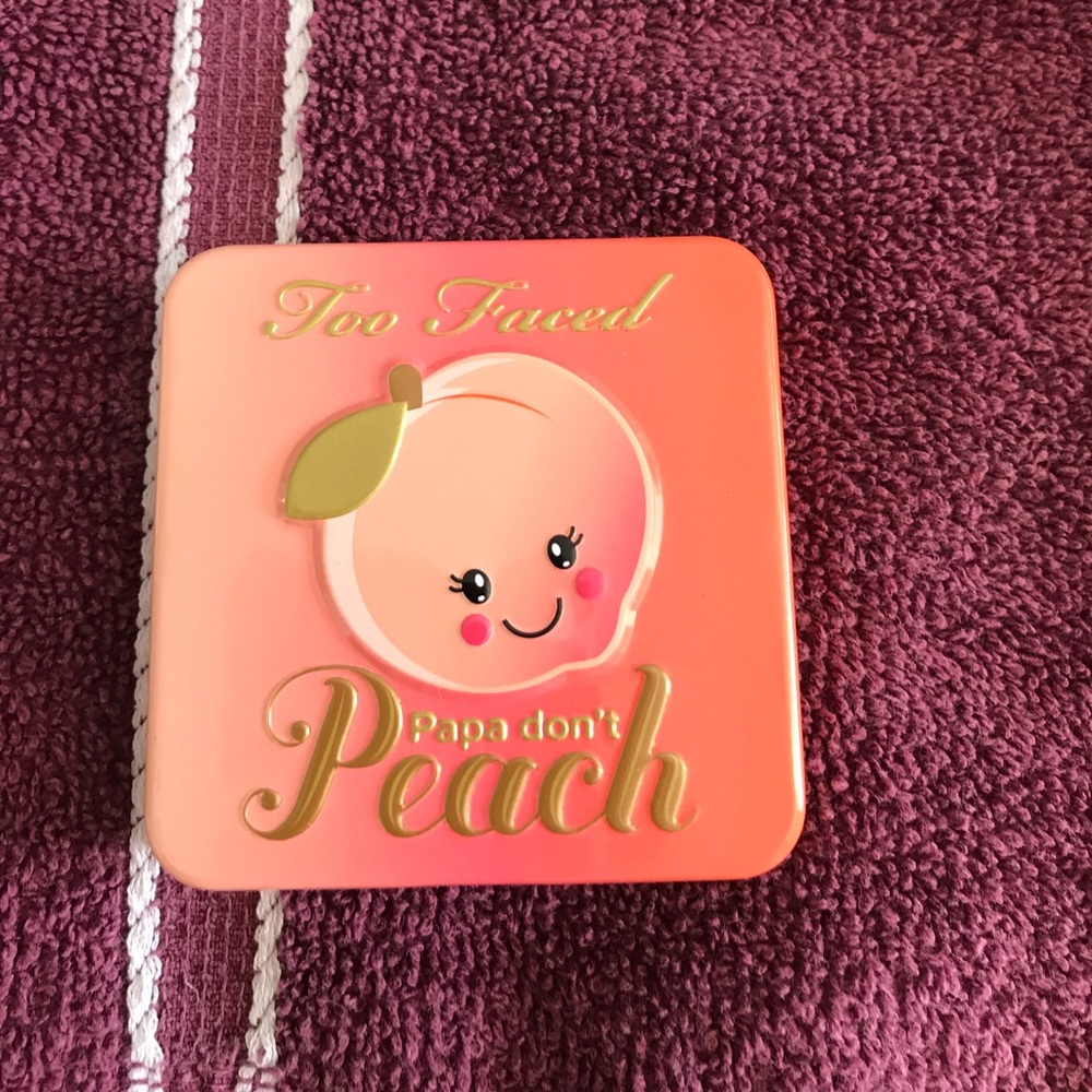 Too Faced Papa Don’t Peach Blush