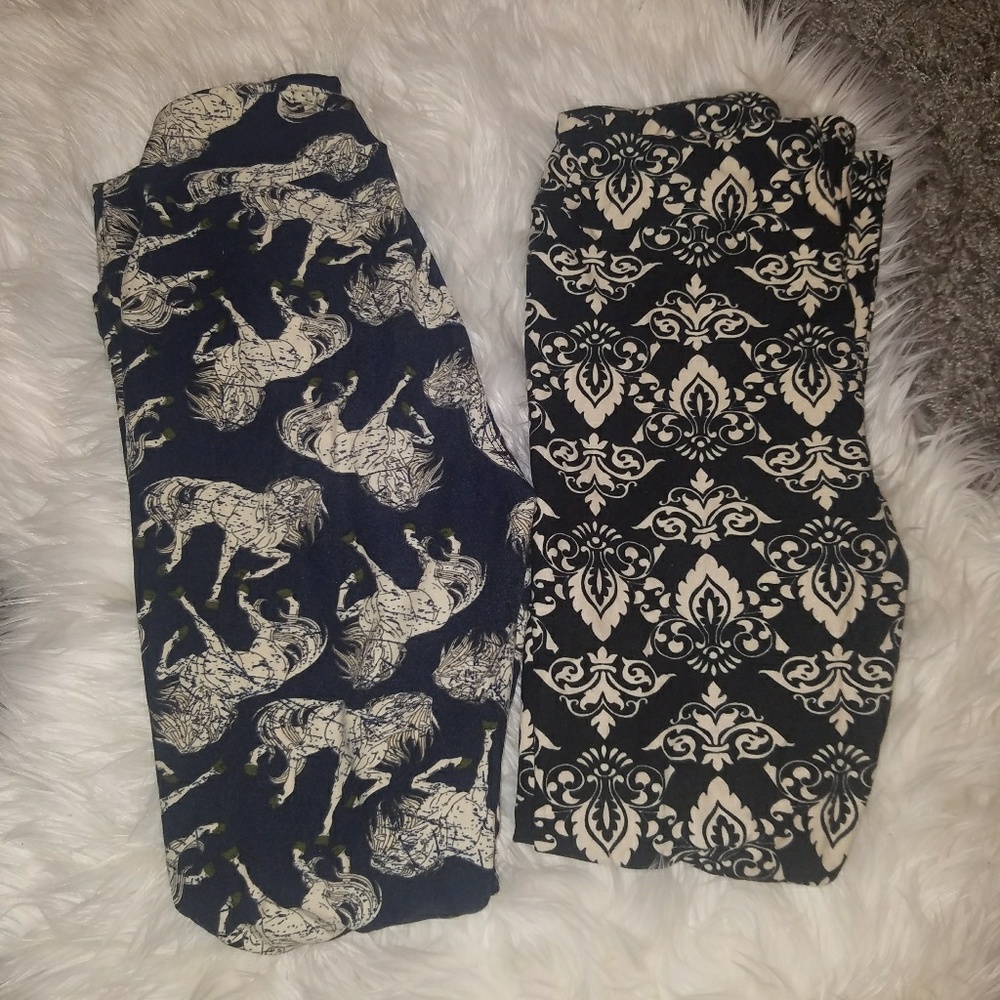2 OS lularoe leggings. EUC