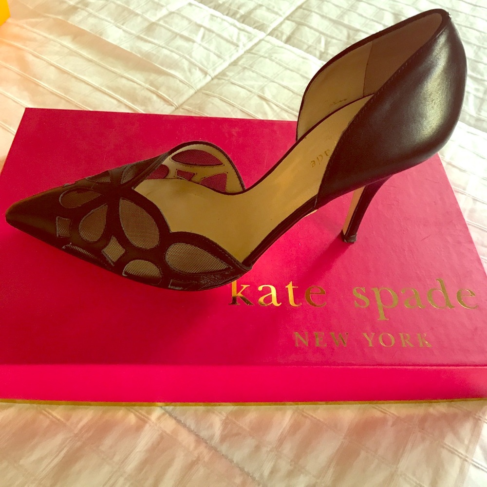 Black Kate Spade pointy-toe Pumps
