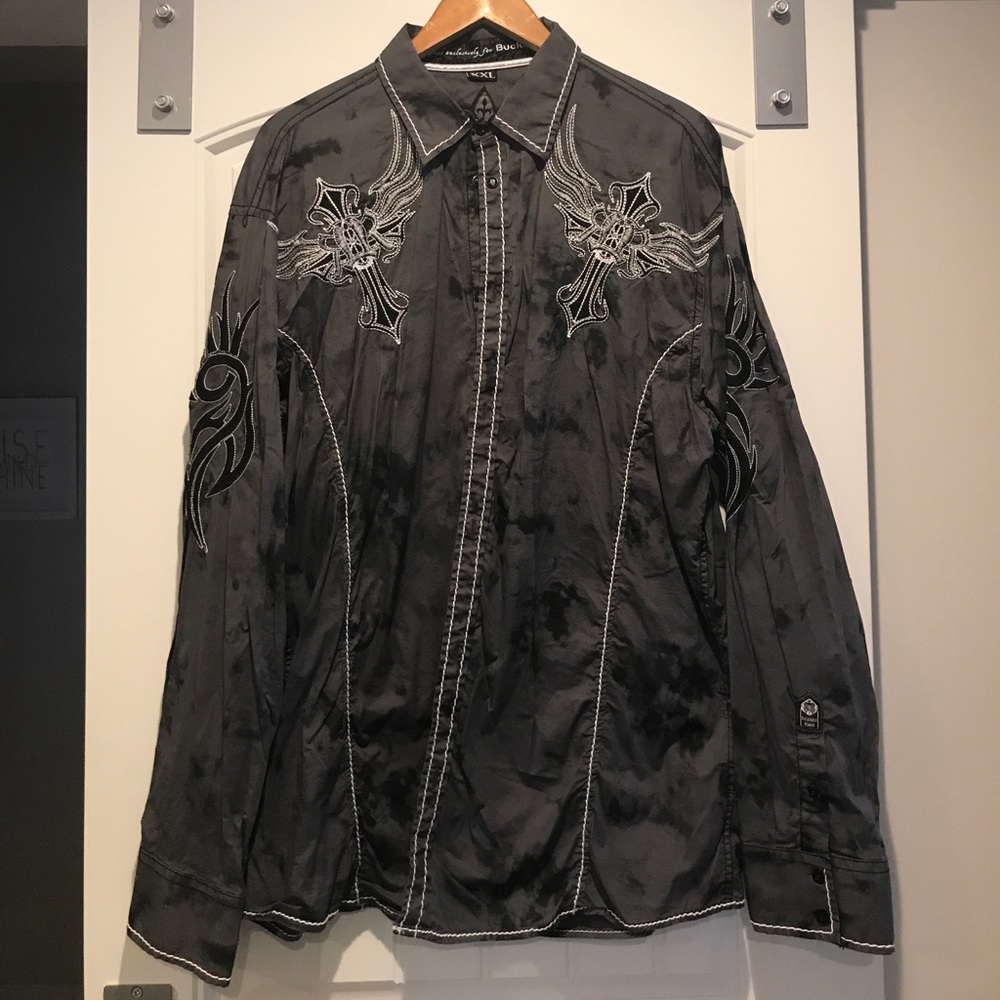 Men's Roar brand long sleeve - Size 2XL