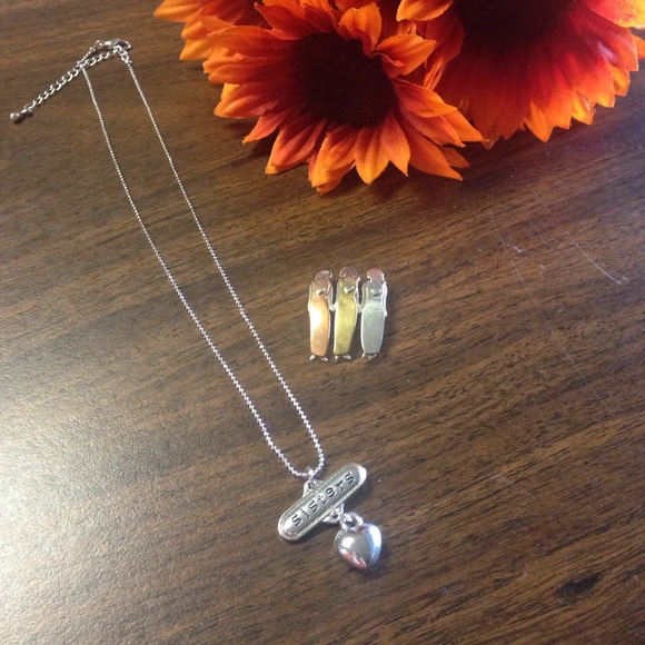 Jewelry - 🍭Sisters jewelry bundle