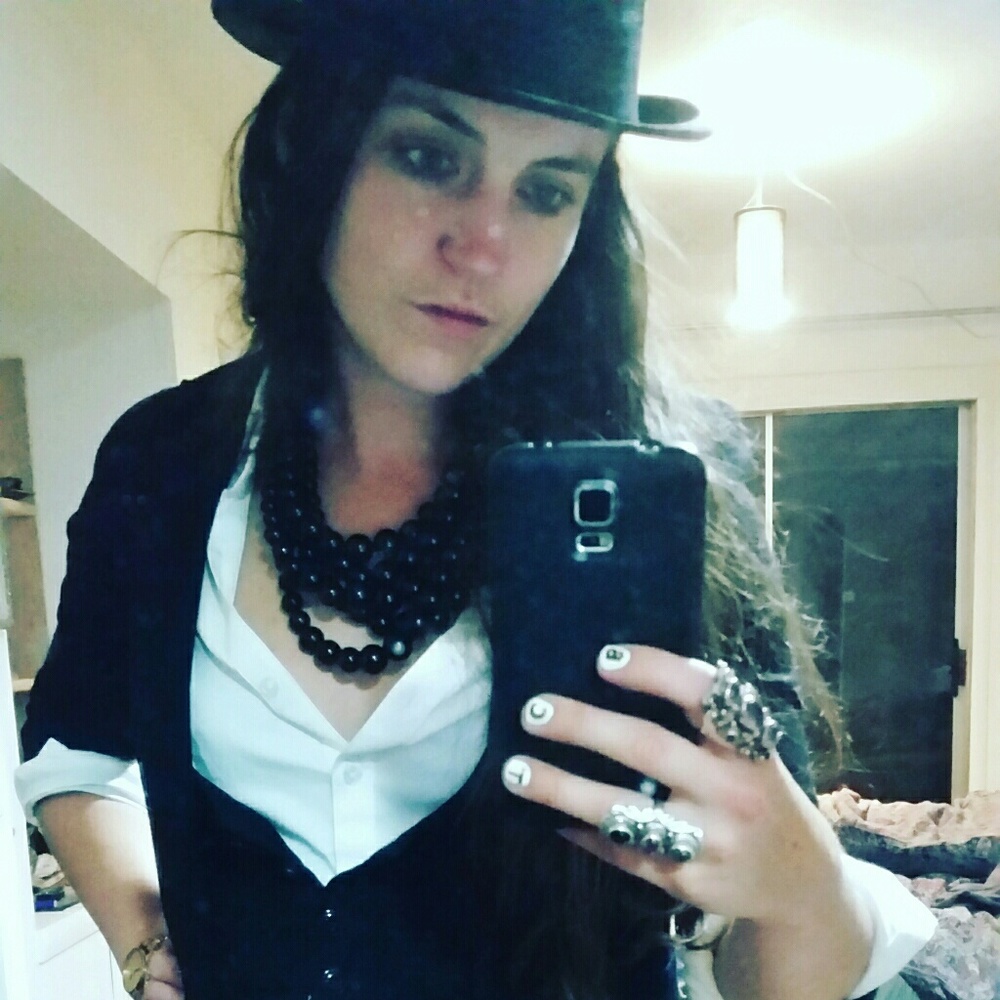 Meet your Posher, Ashley