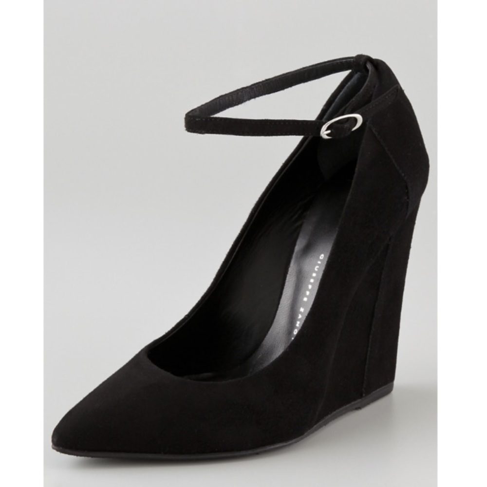 Giuseppe Zanotti Pointy Toe Wedge Pump