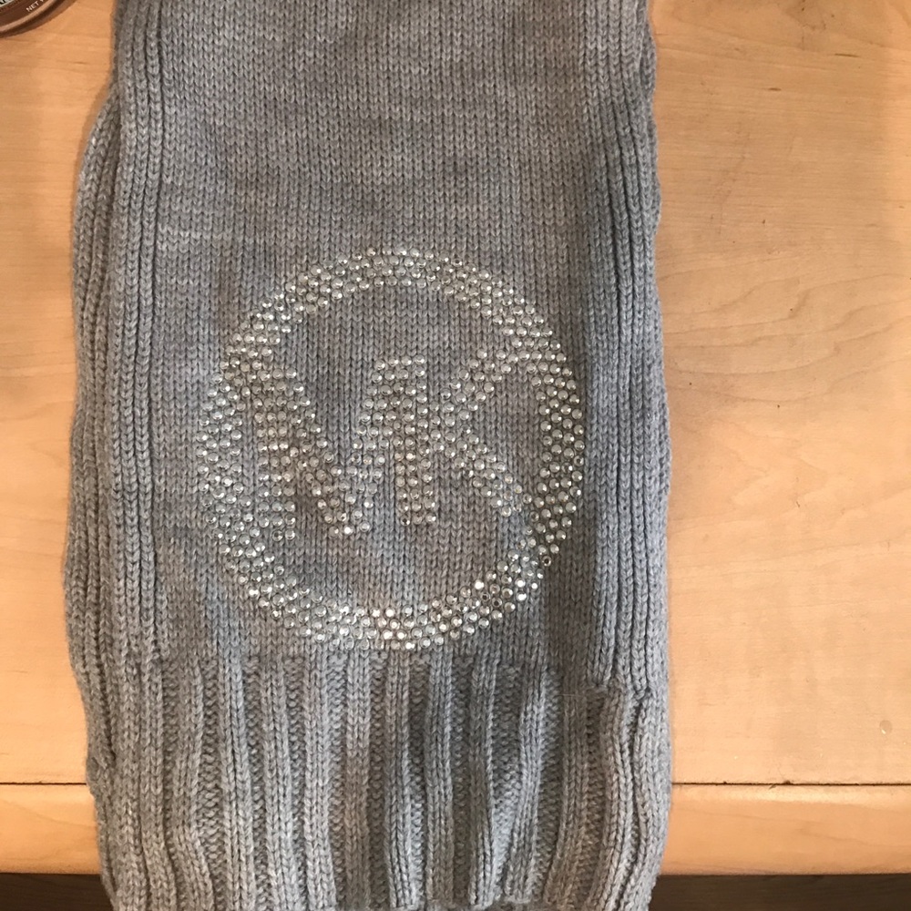 Michael Kors scarf
