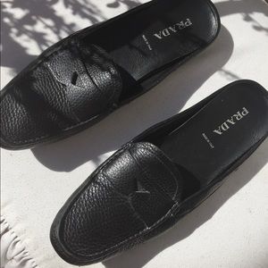 Prada 💯 authentic mules