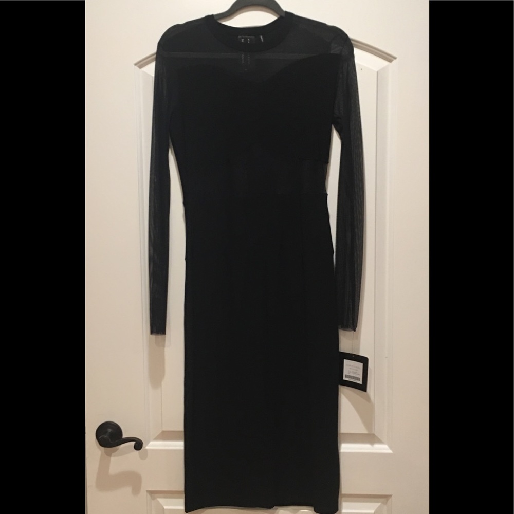 NWT  Normakamali size M