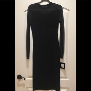 NWT  Normakamali size M