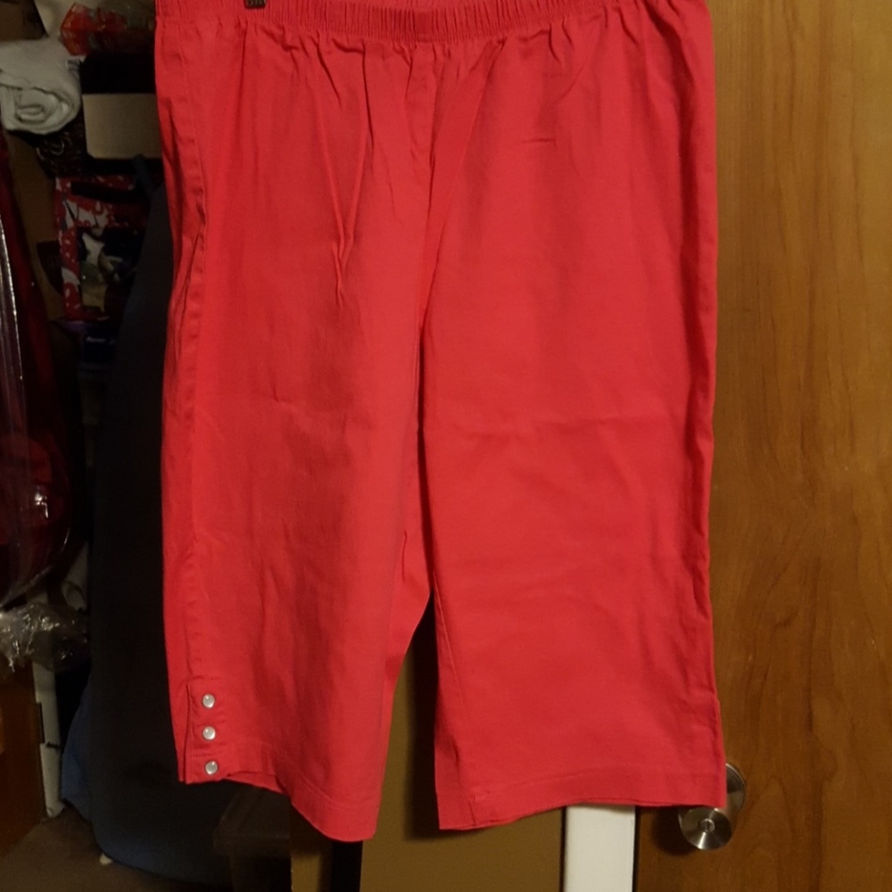 Women  capris