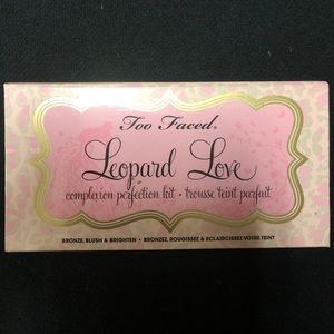 Too Faced Leopard Love Palette