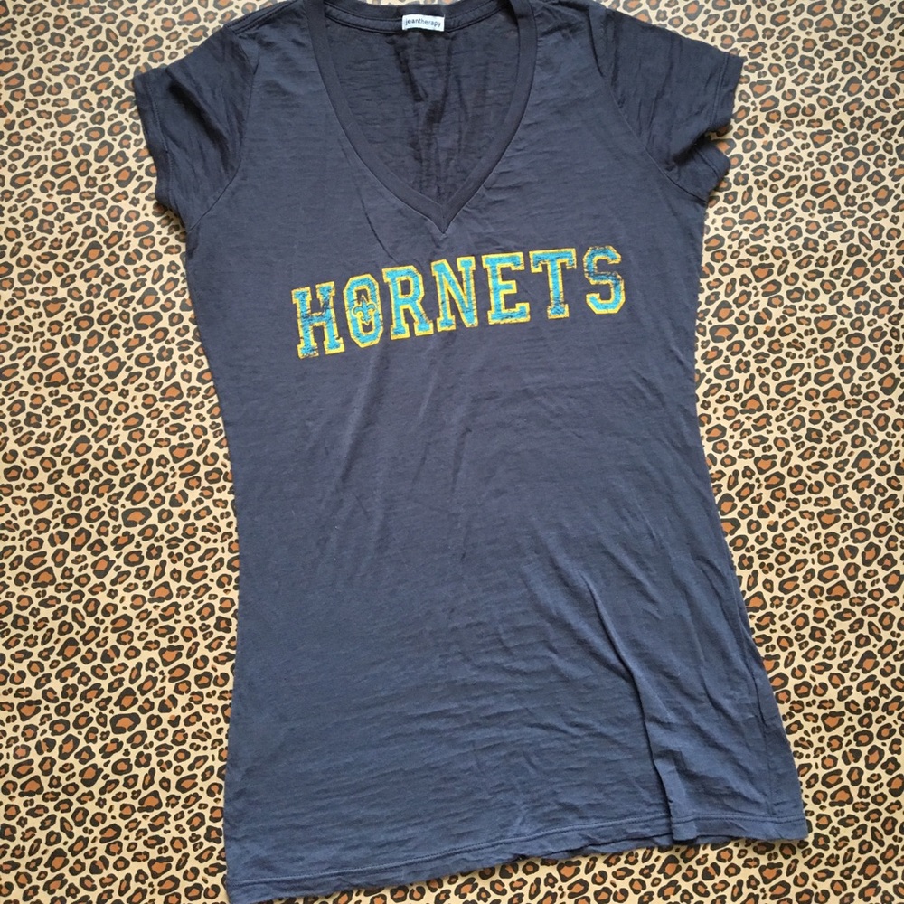 V neck Hornets Burnout T