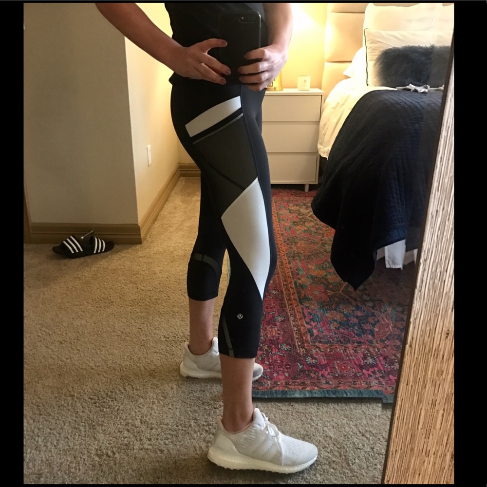 Lululemon cropped running tights