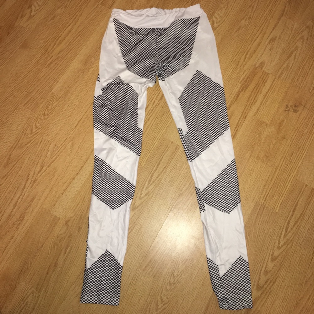 Athletic leggings