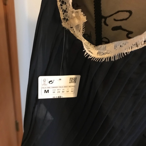 Zara Basic Collection Top - Picture 7 of 8