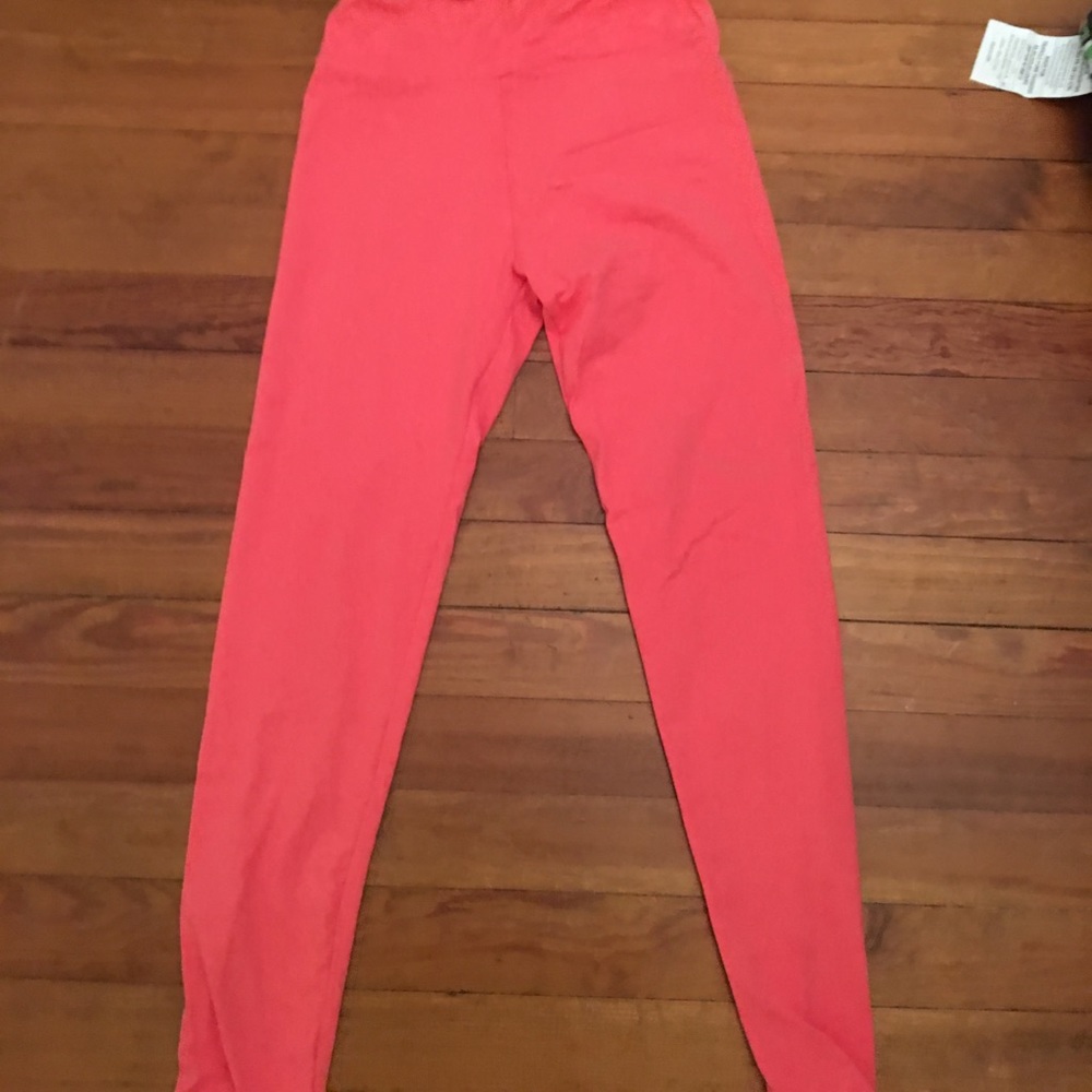 Lularoe OS solid coral leggings