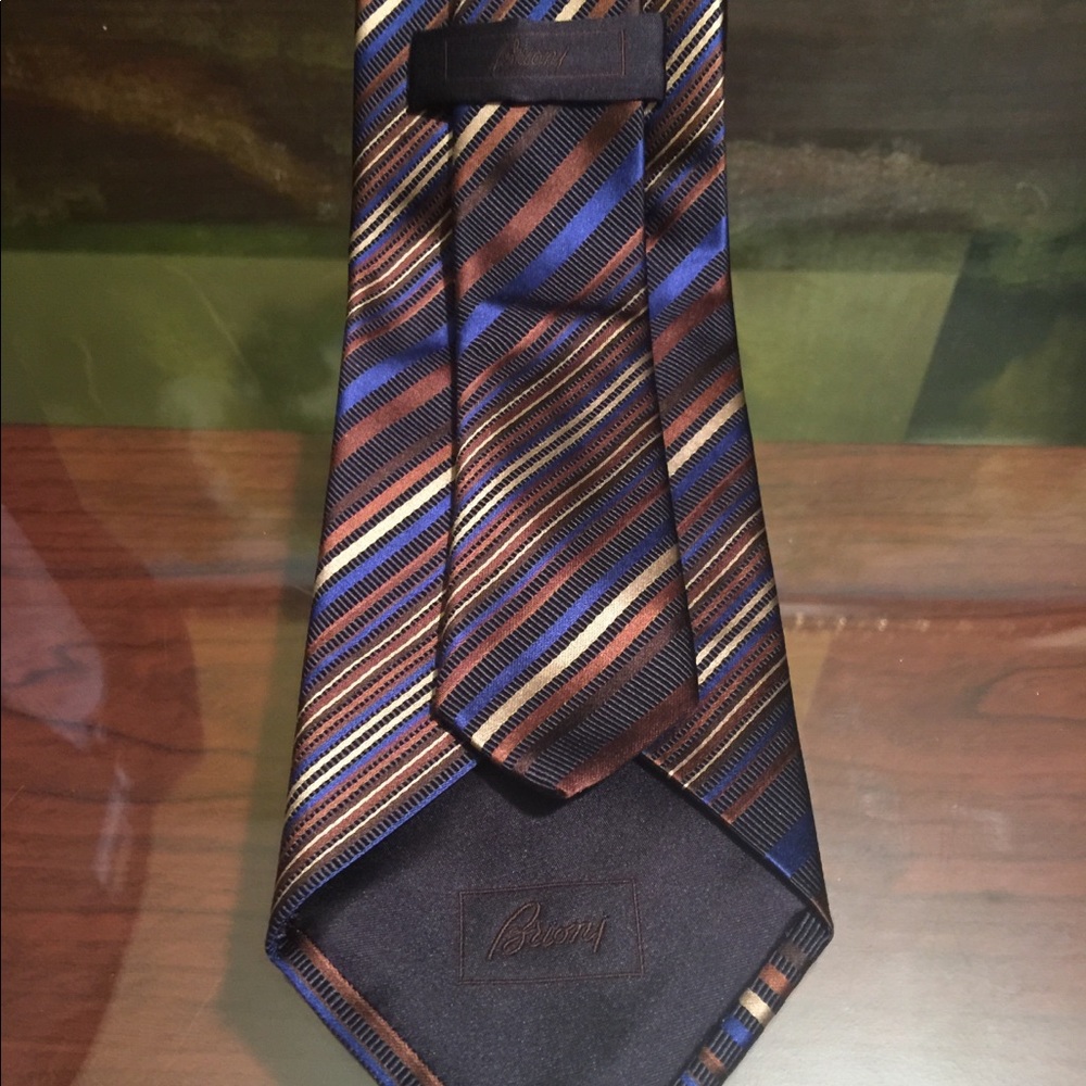 RARE RARE RARE !!!!!!! BRIONI TIE MADE IN ITALY