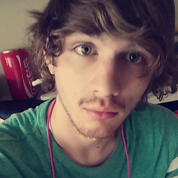 Meet your Posher, Tristan - Picture 1 of 1