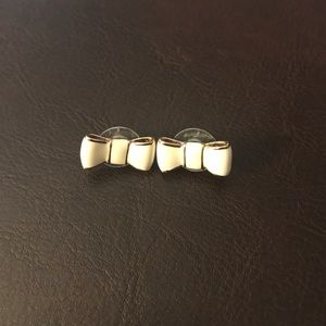 Kate Spade bow earrings!