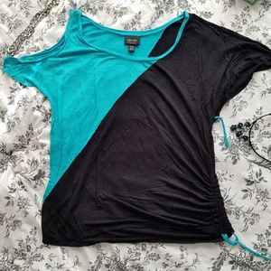 Nicole by Nicole Miller Tops - Nicole Miller cold shoulder top Nicole by Nicole Miller Tops - Nicole Miller cold shoulder top