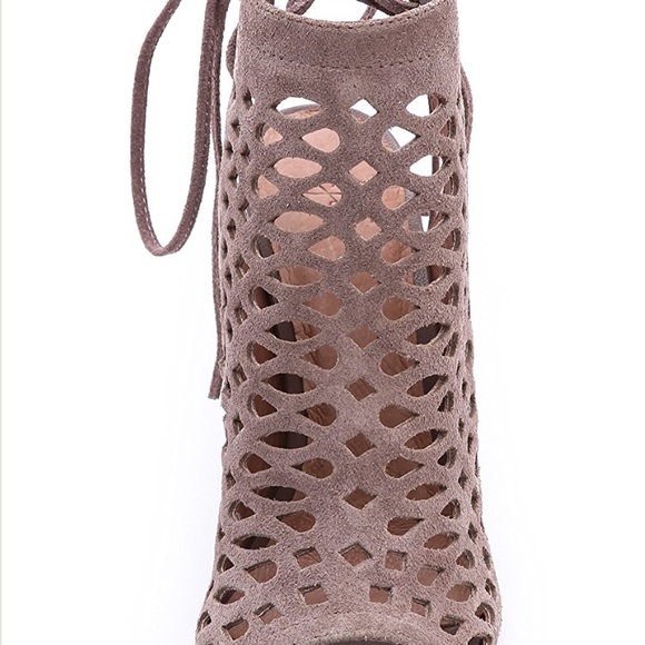 Joie Clayton cutout booties - Picture 4 of 8