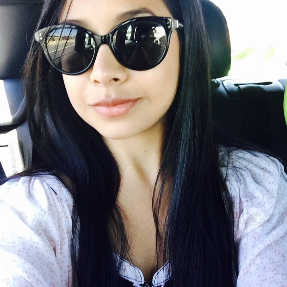 Meet your Posher, Chelsey